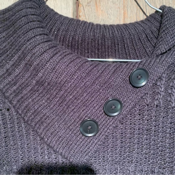 Nicole Miller Button Shawl Knit Sweater - Picture 9 of 10